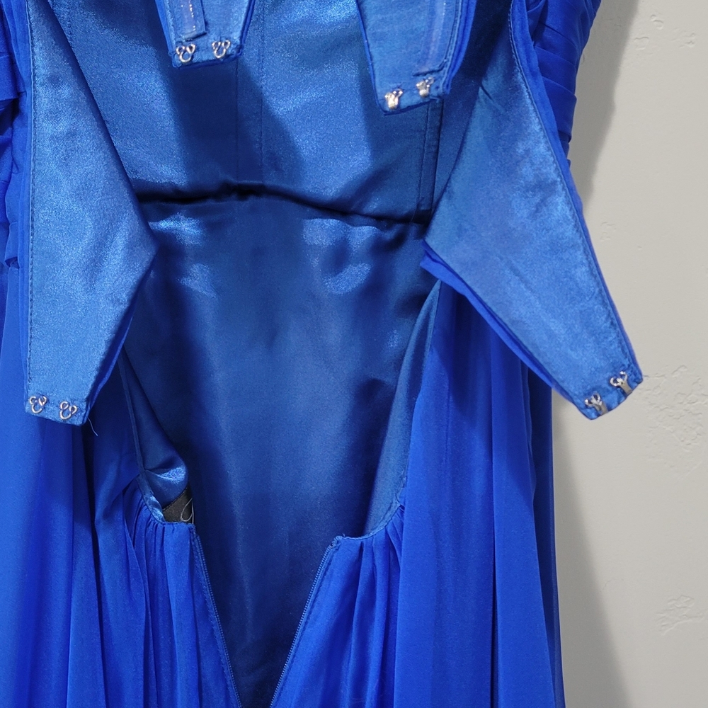La Femme Electric Blue Formal Dress - Picture 10 of 10
